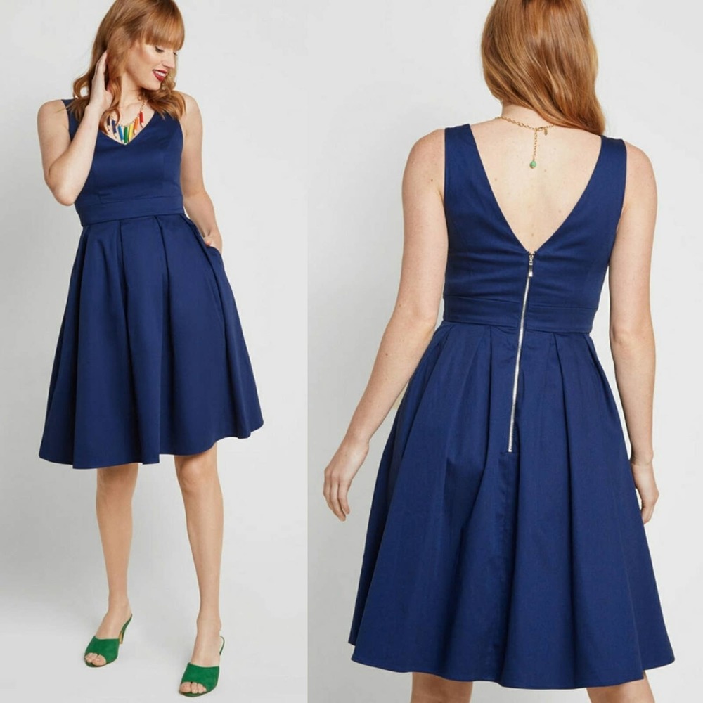 Modcloth Triumphantly Timeless Pleated Dress NEW